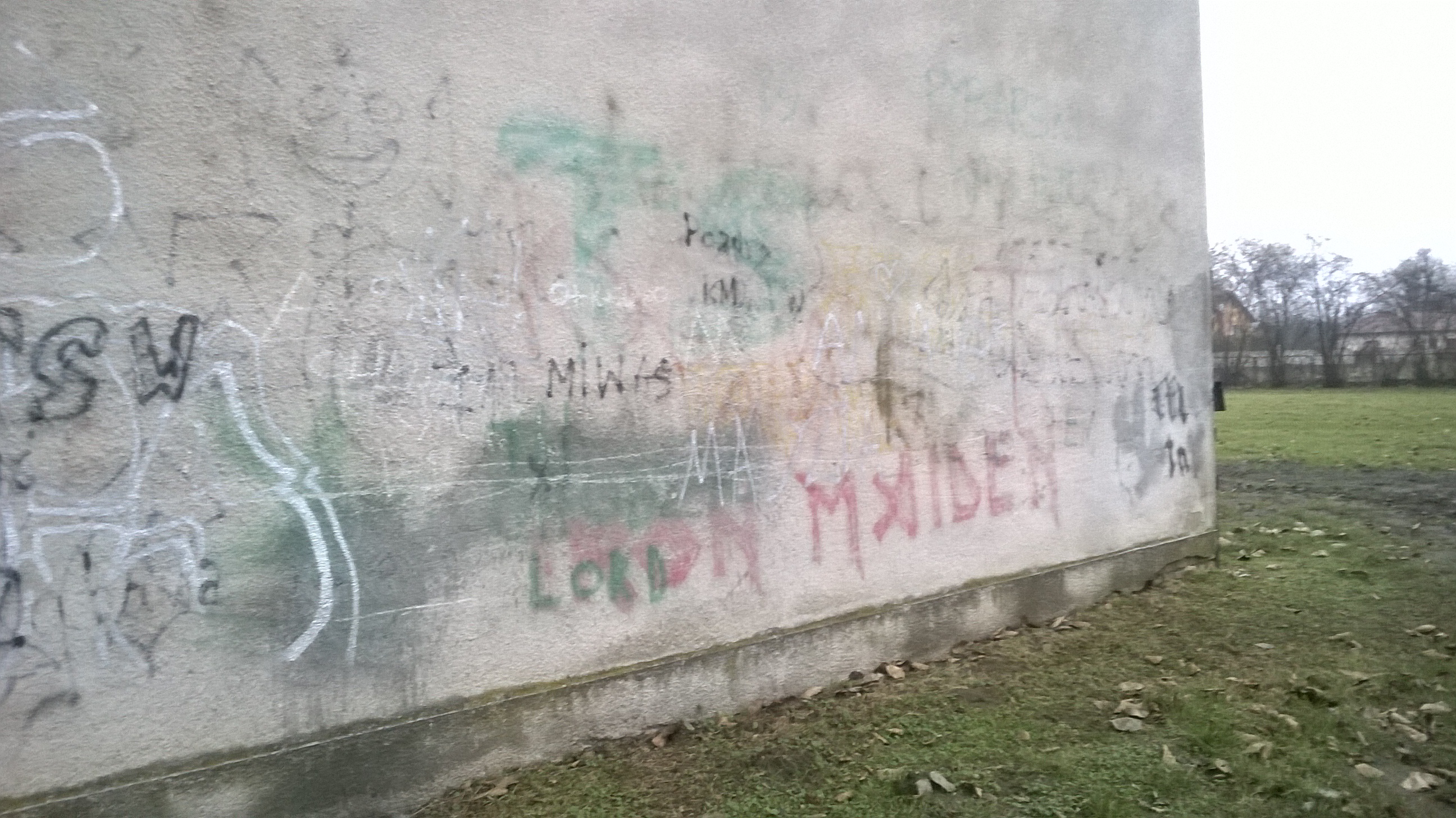 Zdjęcie przed zamalowaniem