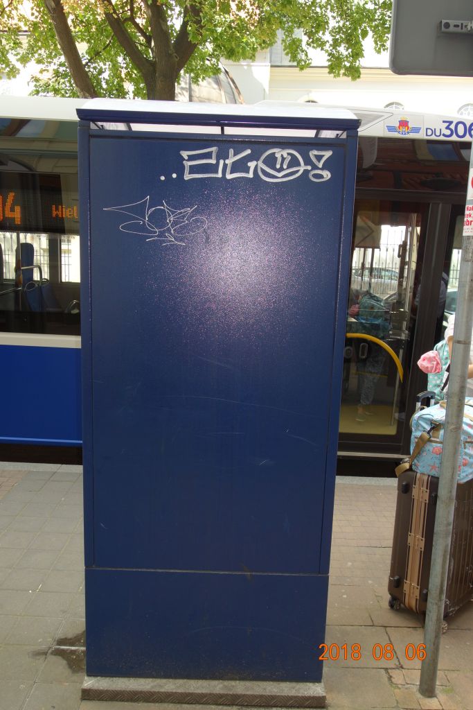 Zdjęcie przed zamalowaniem