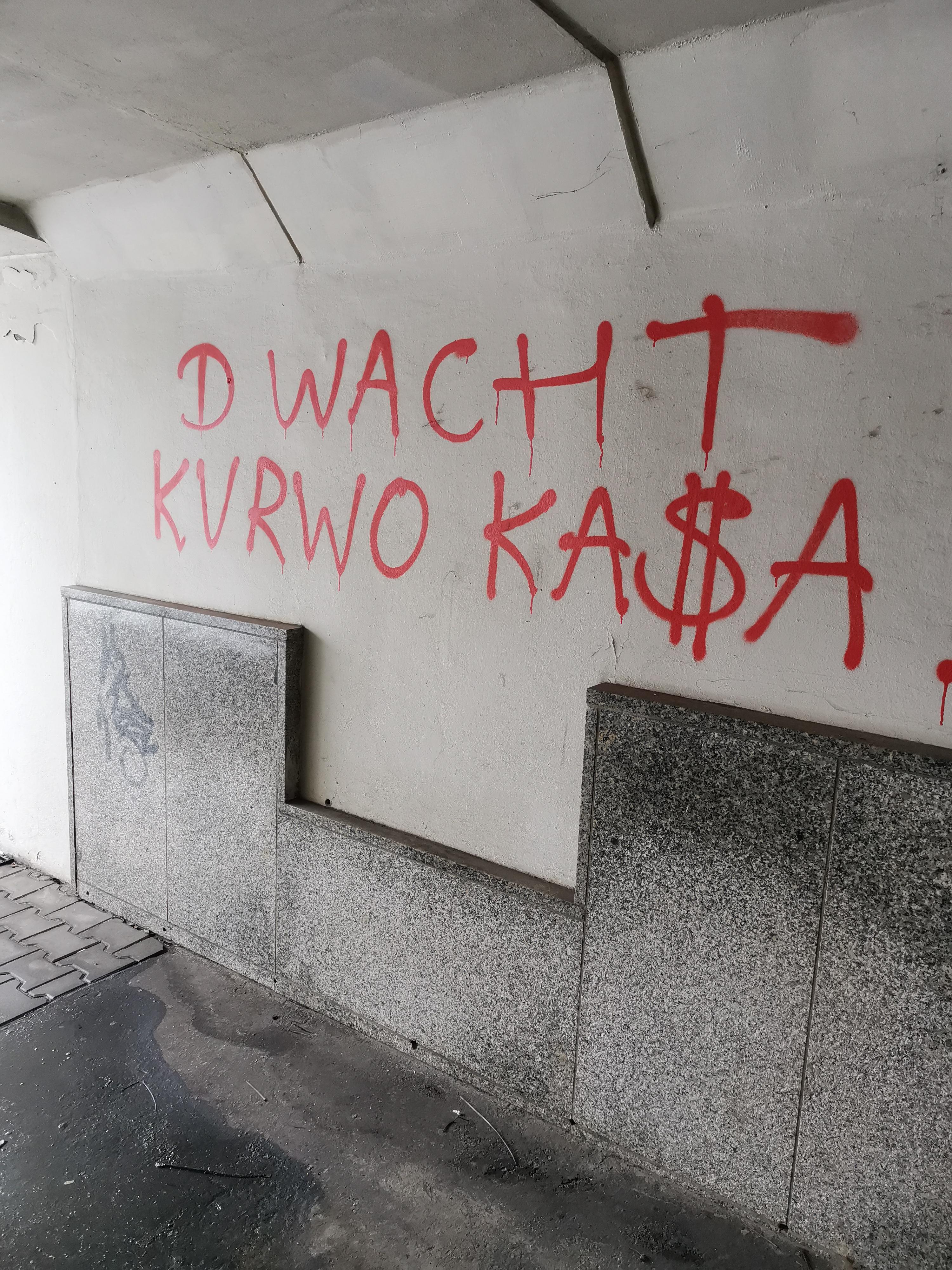 Zdjęcie przed zamalowaniem