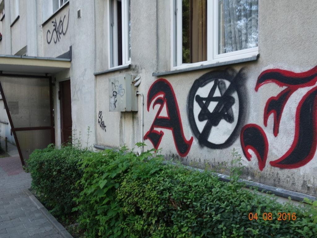 Zdjęcie przed zamalowaniem
