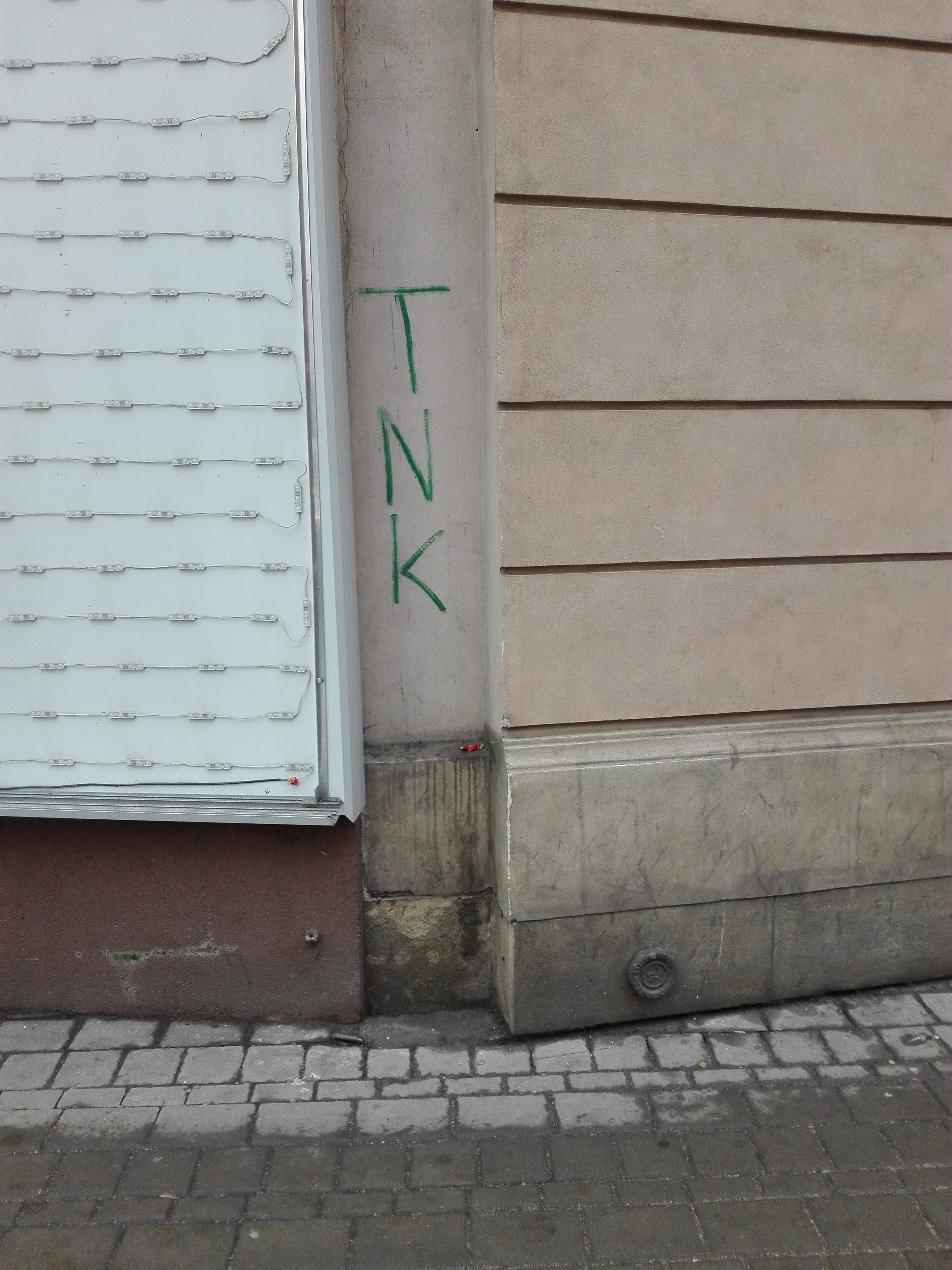 Zdjęcie przed zamalowaniem