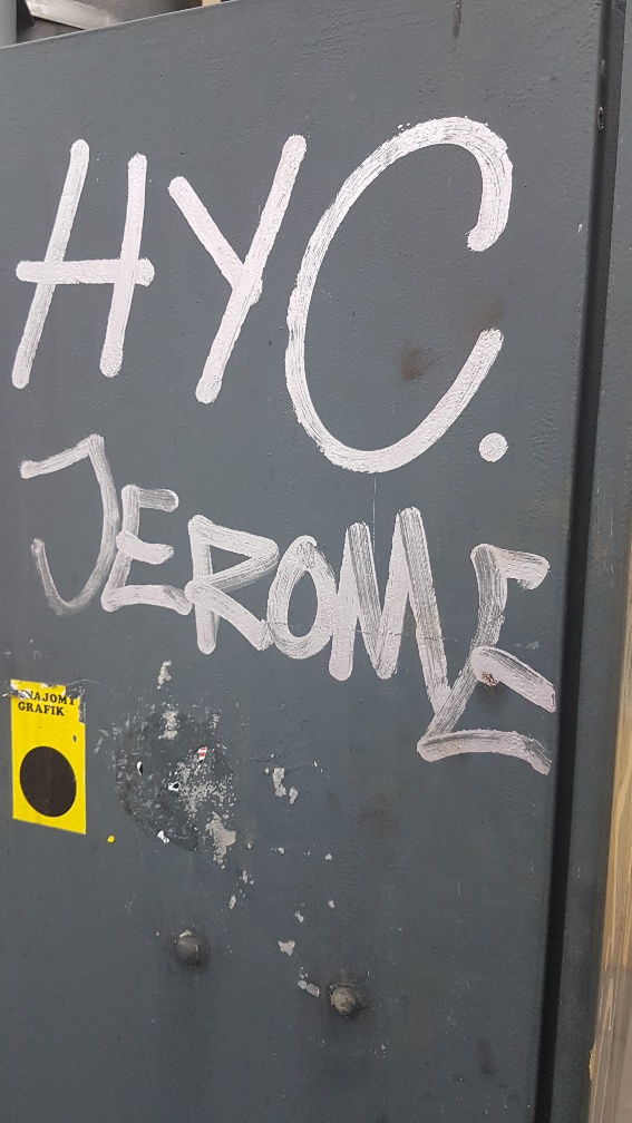 Zdjęcie przed zamalowaniem