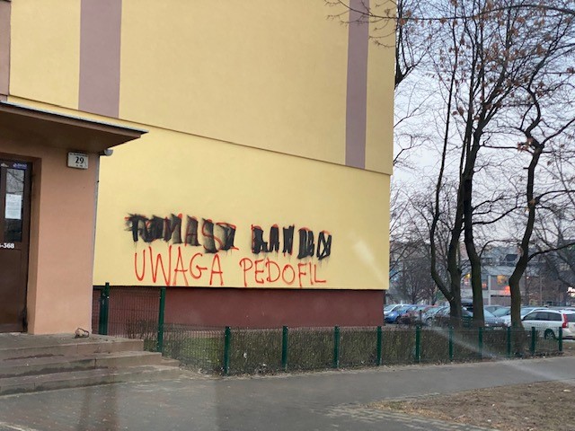 Zdjęcie przed zamalowaniem