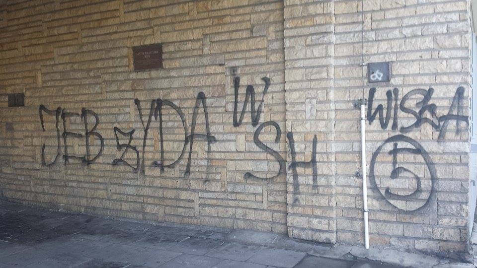 Zdjęcie przed zamalowaniem