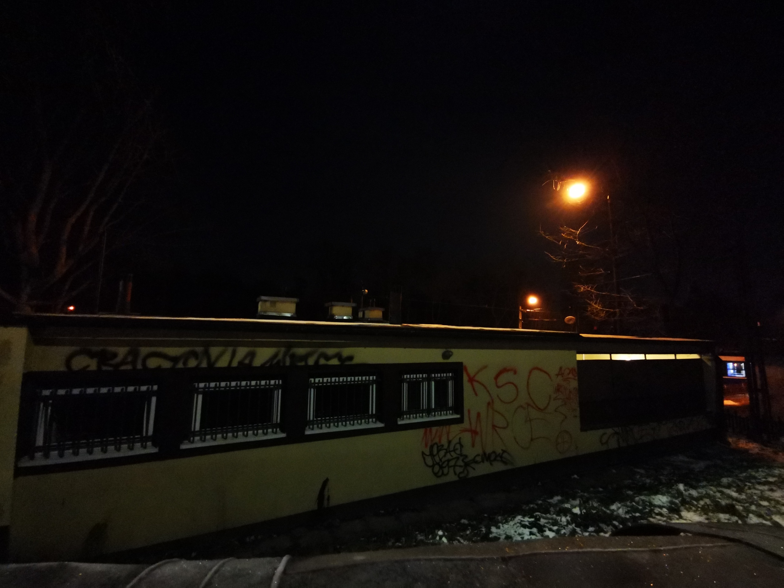 Zdjęcie przed zamalowaniem