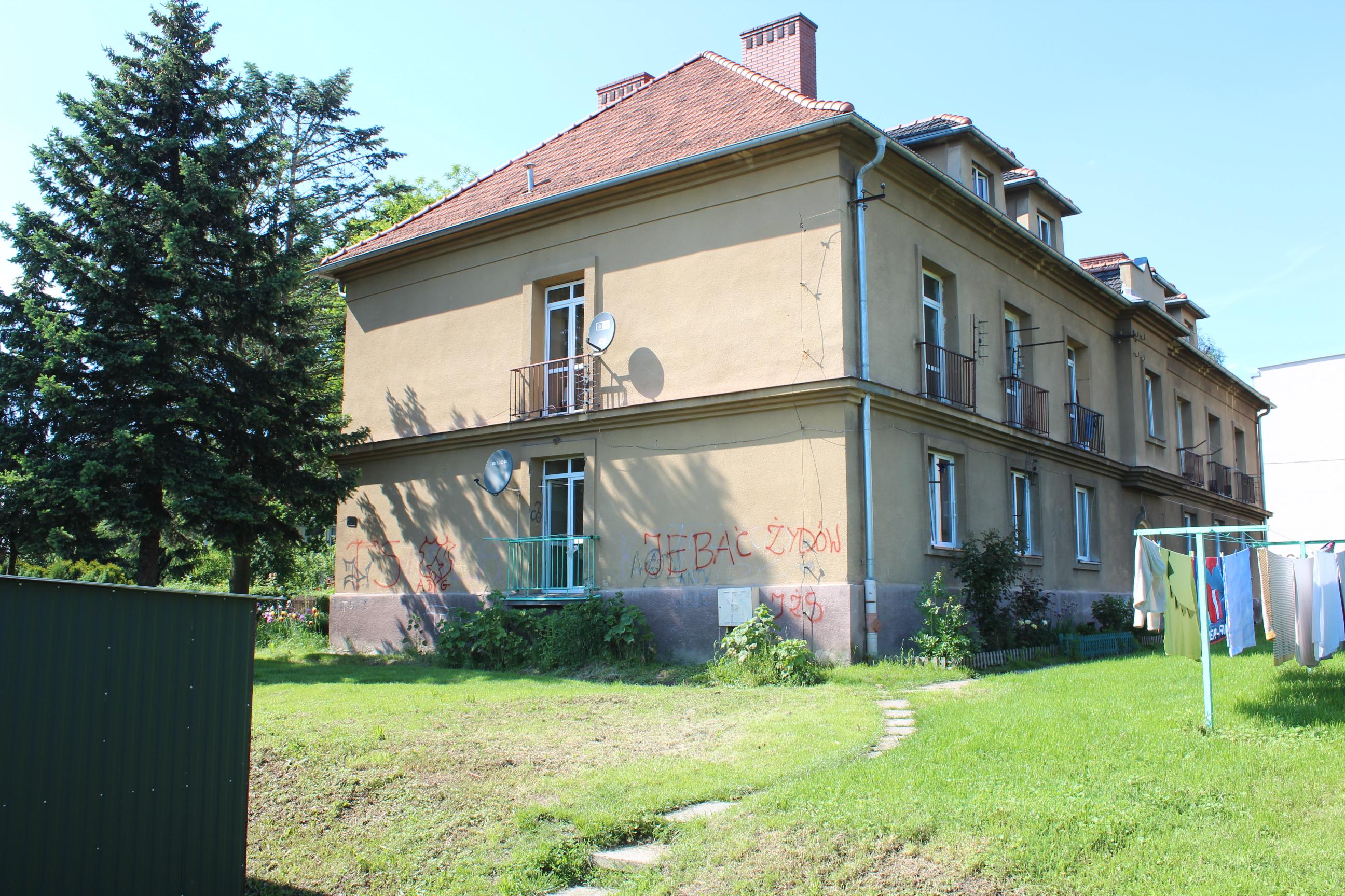 Zdjęcie przed zamalowaniem