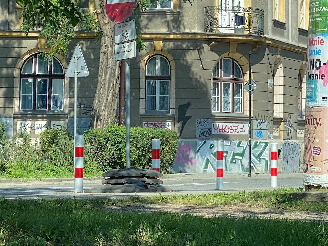 Zdjęcie przed zamalowaniem