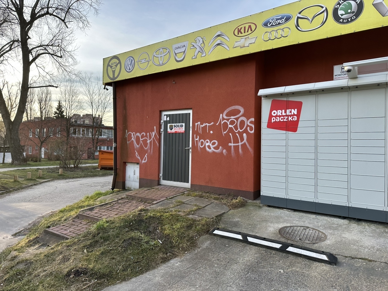 Zdjęcie przed zamalowaniem