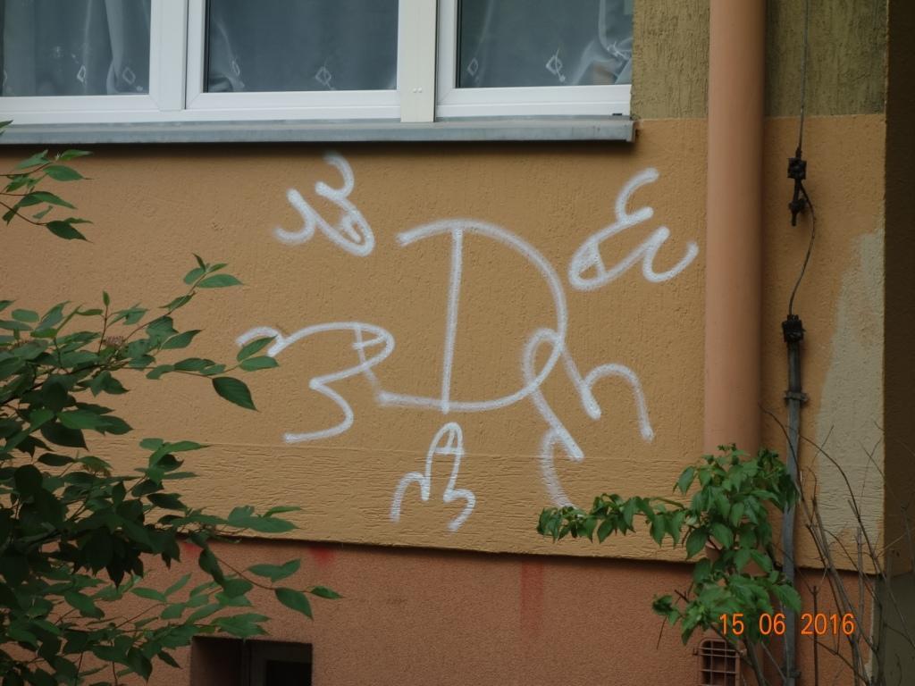 Zdjęcie przed zamalowaniem