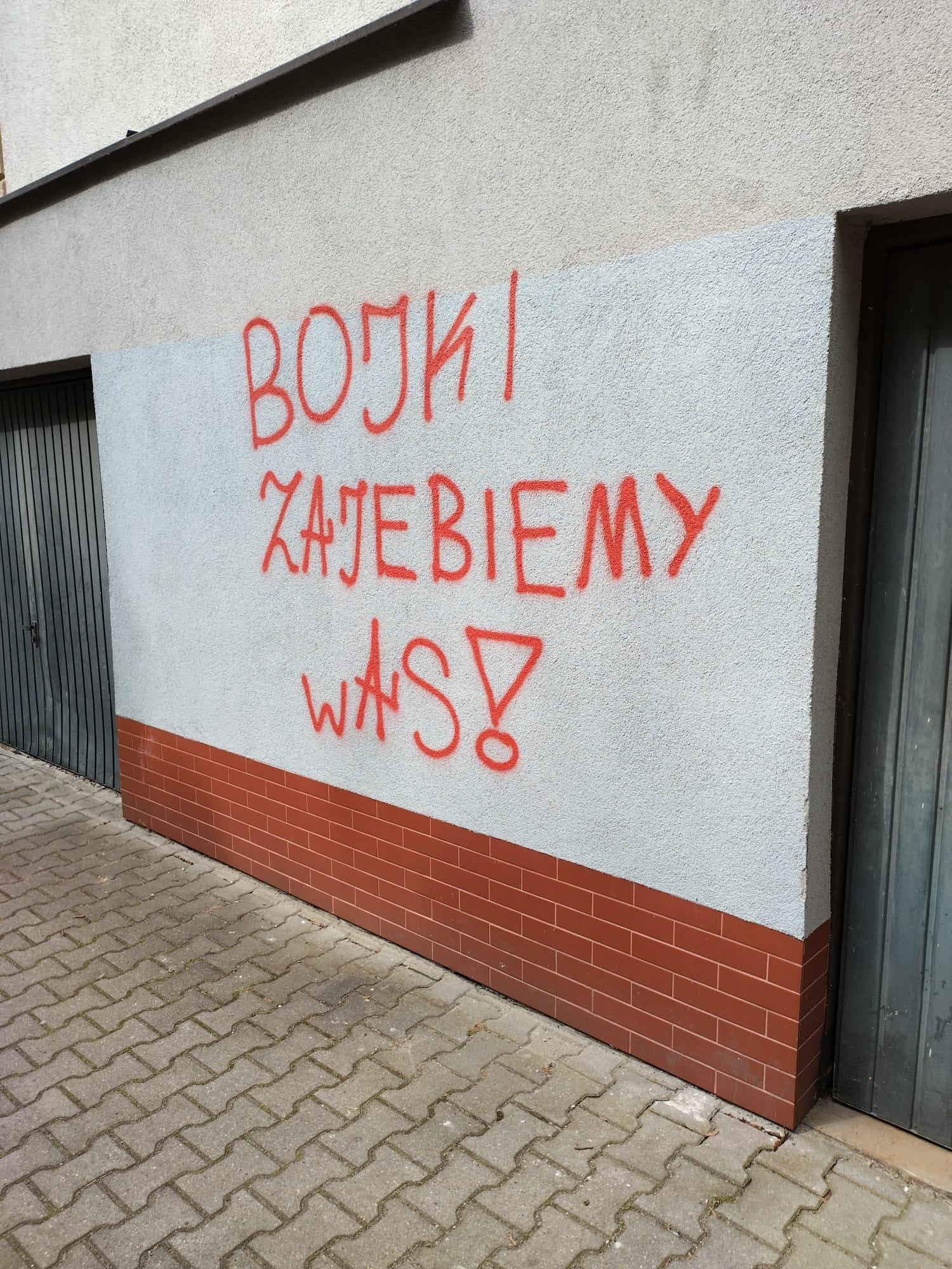 Zdjęcie przed zamalowaniem