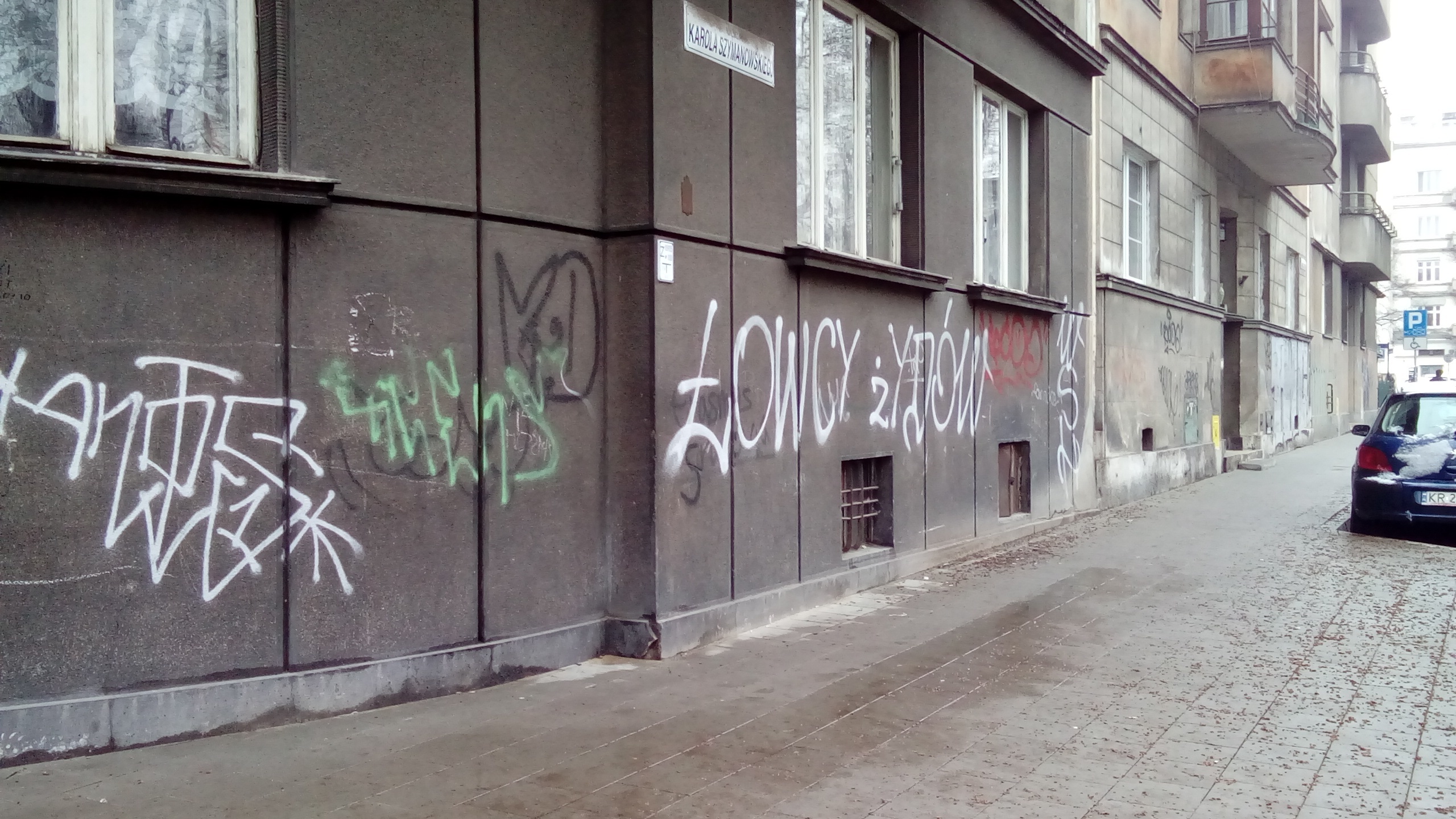Zdjęcie przed zamalowaniem