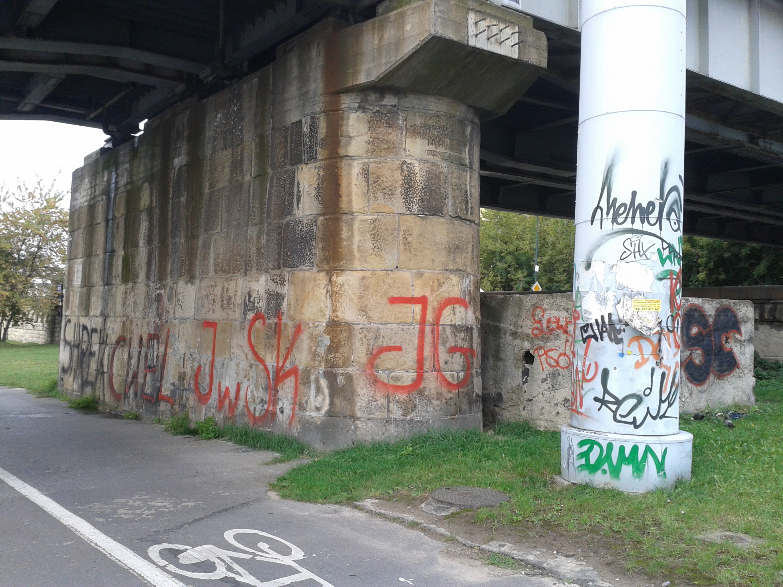 Zdjęcie przed zamalowaniem