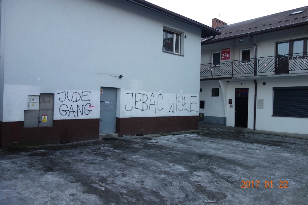 Zdjęcie przed zamalowaniem