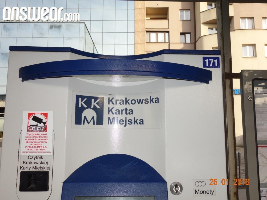 Zdjęcie przed zamalowaniem