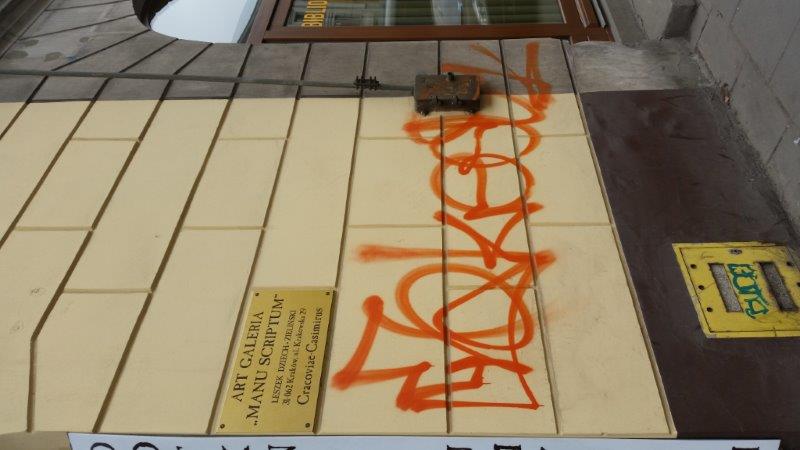 Zdjęcie przed zamalowaniem