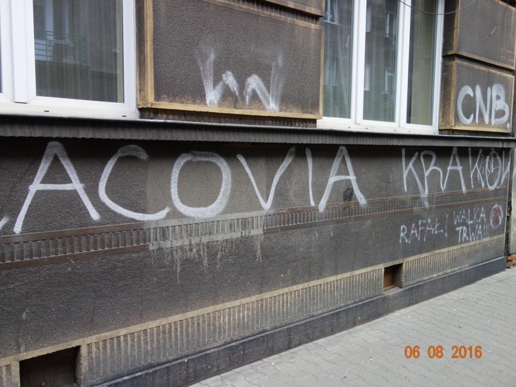 Zdjęcie przed zamalowaniem
