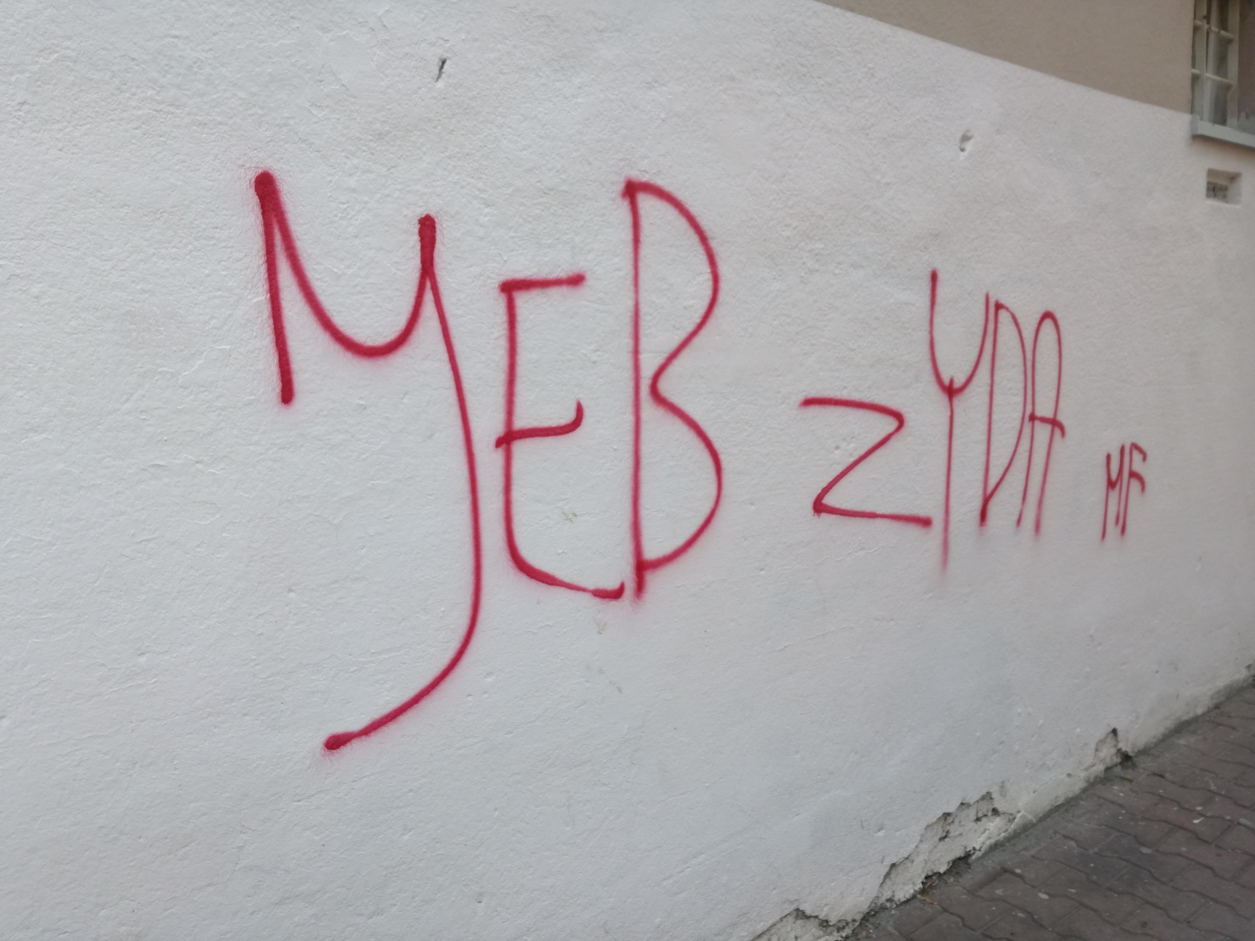 Zdjęcie przed zamalowaniem