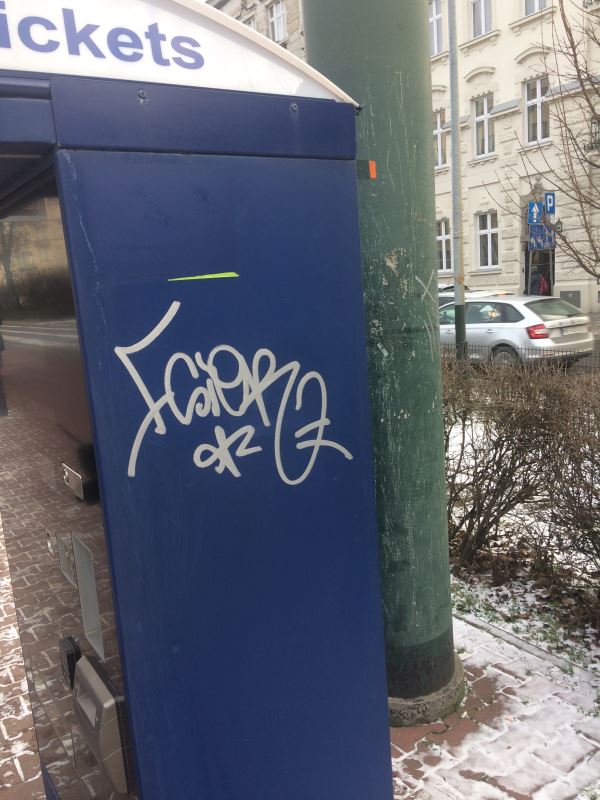 Zdjęcie przed zamalowaniem