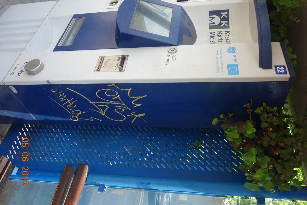 Zdjęcie przed zamalowaniem